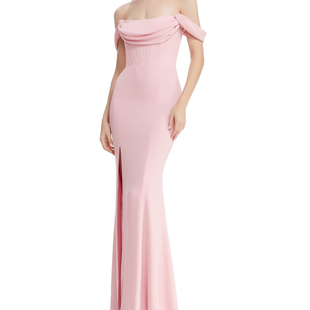 DRESS THE POPULATION Melania Off-the-Shoulder Gown M